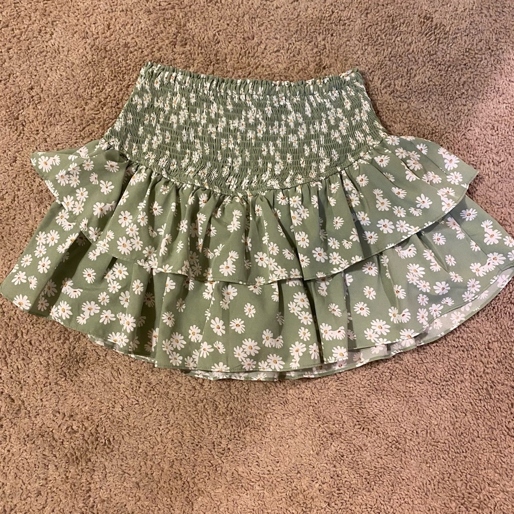 Green floral small shorts included layered